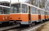 Nach der Eröffnung wurden die Timiș-2-Züge an der Calea Severinulu (Haltestelle RAT) abgestellt und repariert, da das Depot noch nicht fertig war (11/1987).